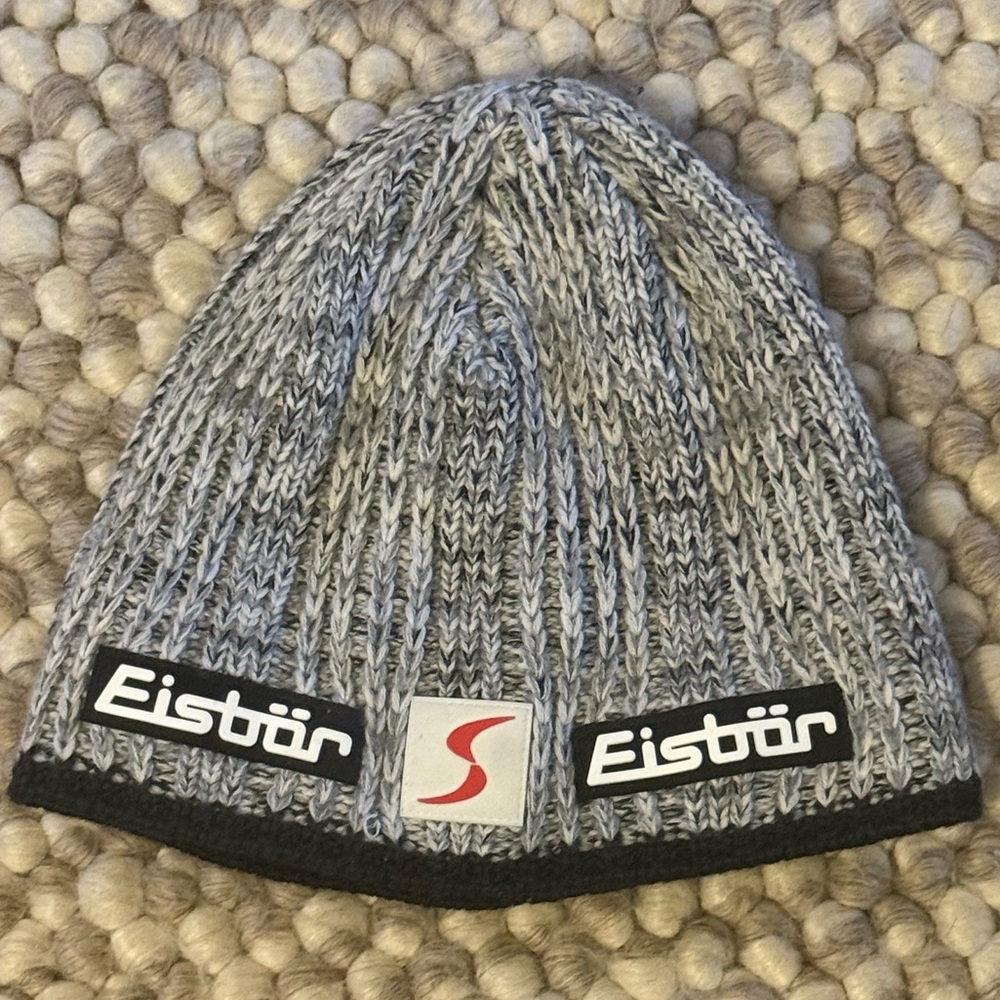 Eisbar Hat
